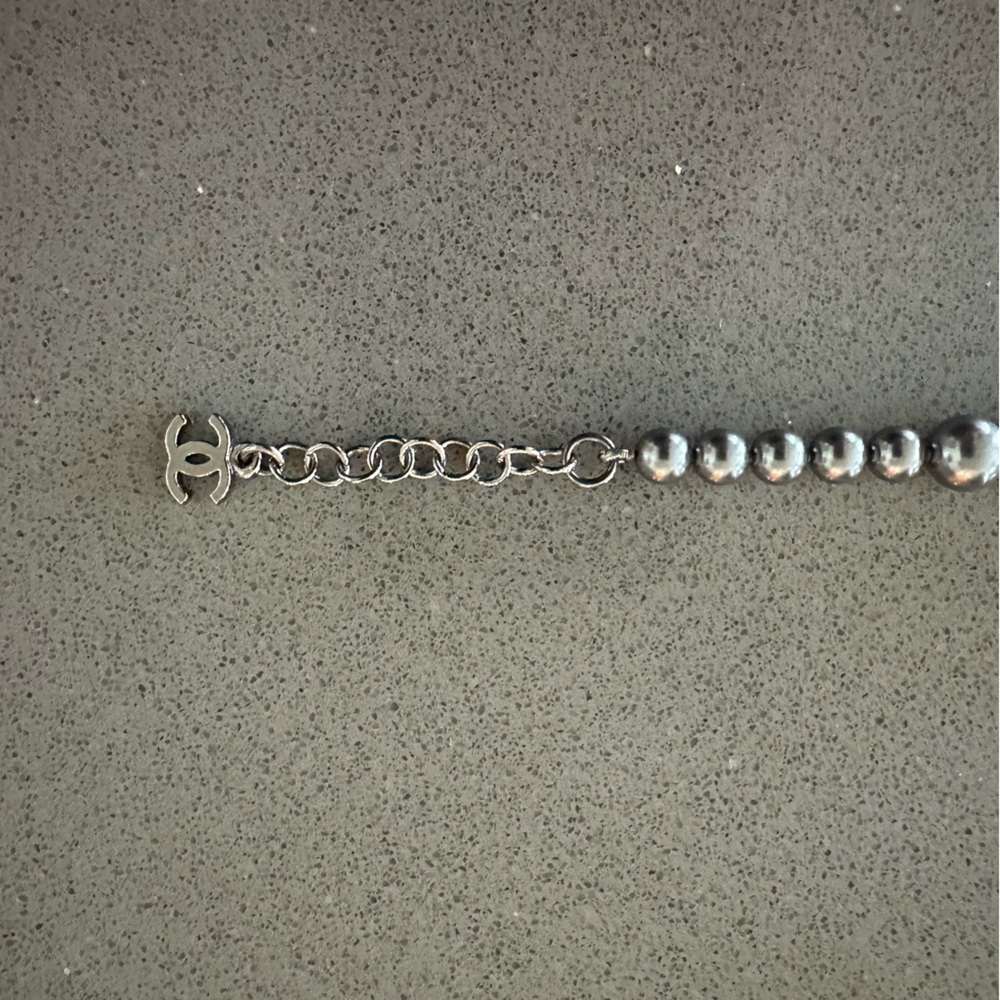 Ultra Rare Chanel Necklace - Picture 7 of 9